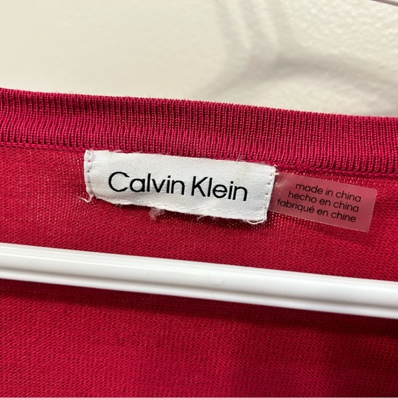 Calvin Klein Sweater - Picture 2 of 5